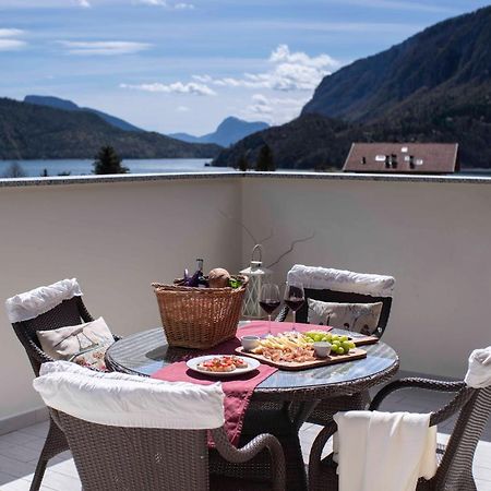 Attico Con Vista Sul Lago E Montagne A Molveno Eksteriør bilde